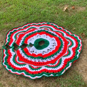 Kalikimaka Tree Skirt - Red/Green