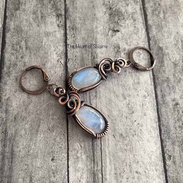 Moonstone wire wrapped earrings. Copper. Intuition. Divine Feminine energy. Self expression. Handcrafted artisan jewelry. Gift idea.