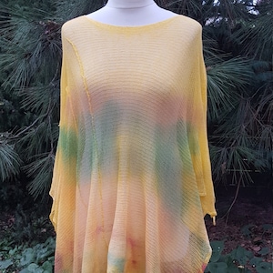 Poncho en lin, poncho tricoté. Poncho en lin peint, Poncho en lin tricoté, Poncho jaune