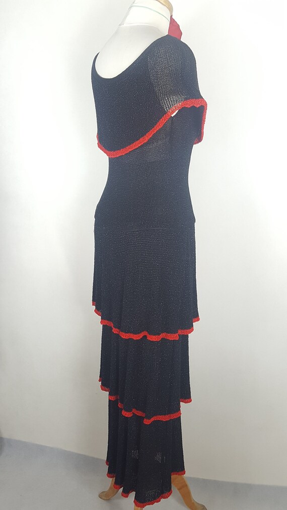 Robe de style espagnol, Ensemble deux pièces avec une jupe, Ensemble  noir-rouge avec un chemisier et une jupe longue - Etsy France
