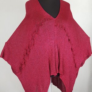 Large voluminous formal caftan, shiny V-neck in viscose silk and cherry-colored metallic thread, XXXL waistcoat image 8