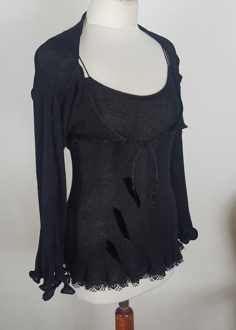 Black greeting set Black Sleeveless Blouse Bolero with bluzk\u0105 on the shoulder straps Black set with blouse on the straps and bolero