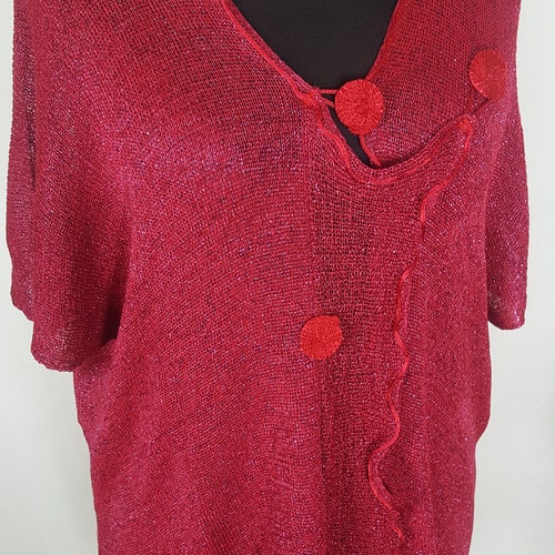 Formal cardigan with decorative handmade buttons. Cardigan. Vest with roulette. Cardigan made of viscose shops silk and metallic.