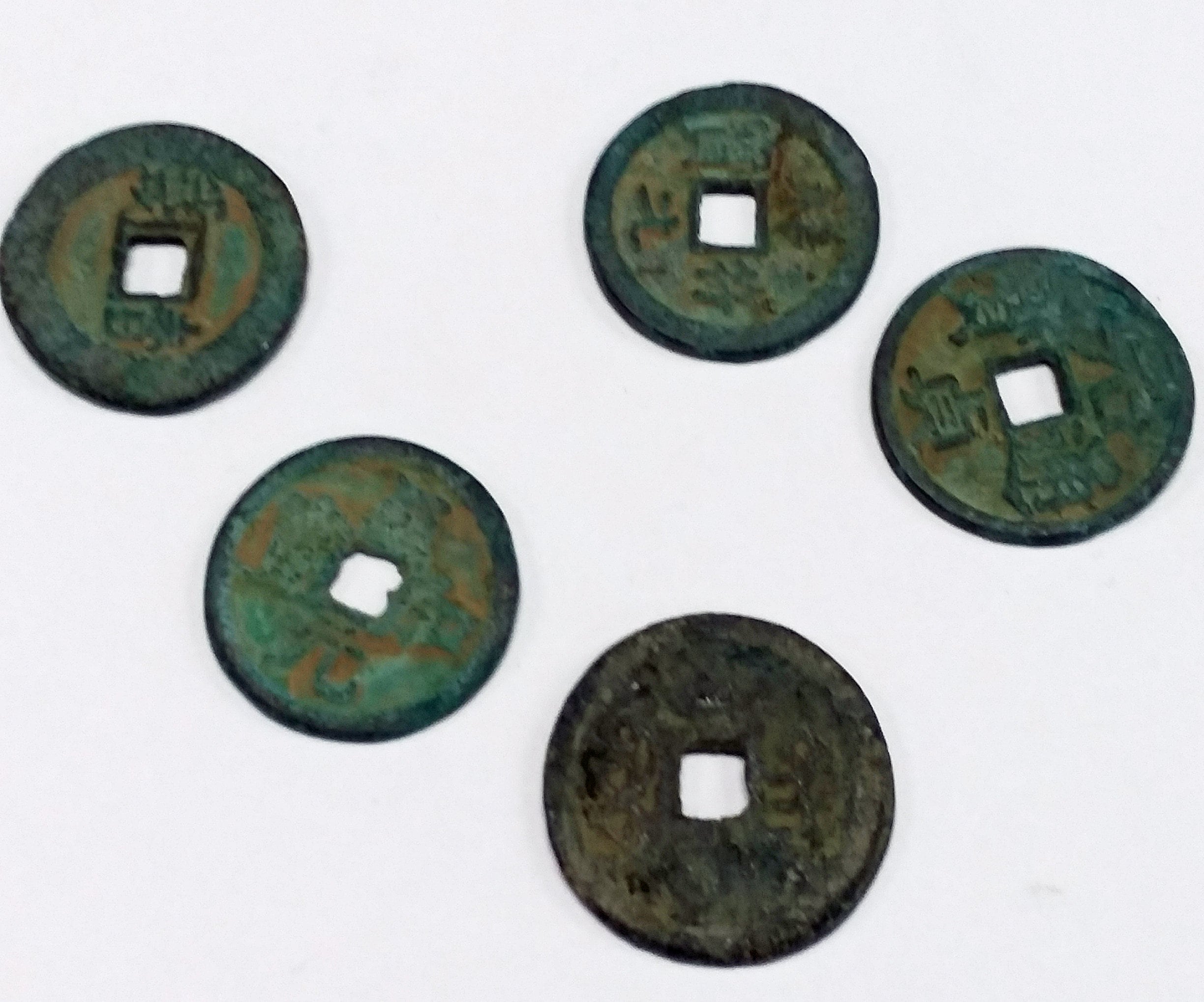 中国　青銅　うし　レア　美術品　古代　★送料無料☆ 古代中国の青銅貨 西暦960-1279年 - Etsy 日本