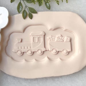 Cortador de galletas y sello para fondant con forma de tren de juguete • Sello para baby shower • Galletas para el primer cumpleaños