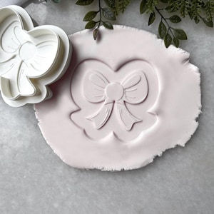 Ribbon Bow Cookie Cutter & Stamp | Celebration Cookie | Pretty Birthday Cookie Debosser