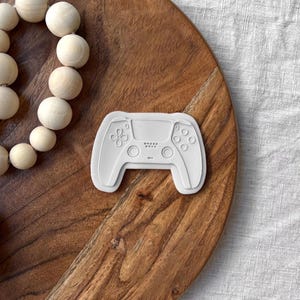 Gaming Controller Cookie Cutter & Stamp Set | Gamer Birthday Party Theme Cookie Cutter