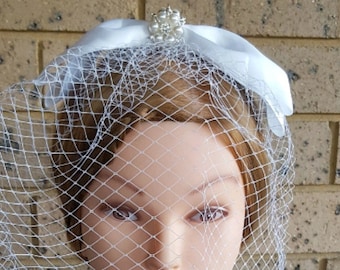 Crystal and Pearl Bow Birdcage Veil, Birdcage, Bridal Headband, Wedding Fascinator, Bridal Veil, Bridal Fascinator, Blusher Veil