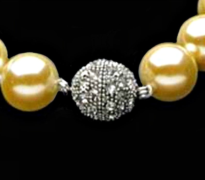 Yellow Shell Bracelet Shell Pearl Bridal Bracelet Yellow Bead Bracelet Yellow Wedding Bracelet Yellow Mother of Pearl Shell Bracelet