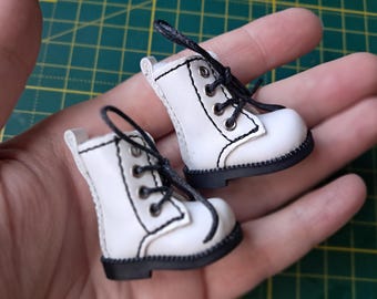 Zapatos para muñeca Blythe B01 BLANCOS con hilos negros, botas para muñeca Blythe, zapatos para muñeca Pullip Monst Obitsu (ob24, ob22).