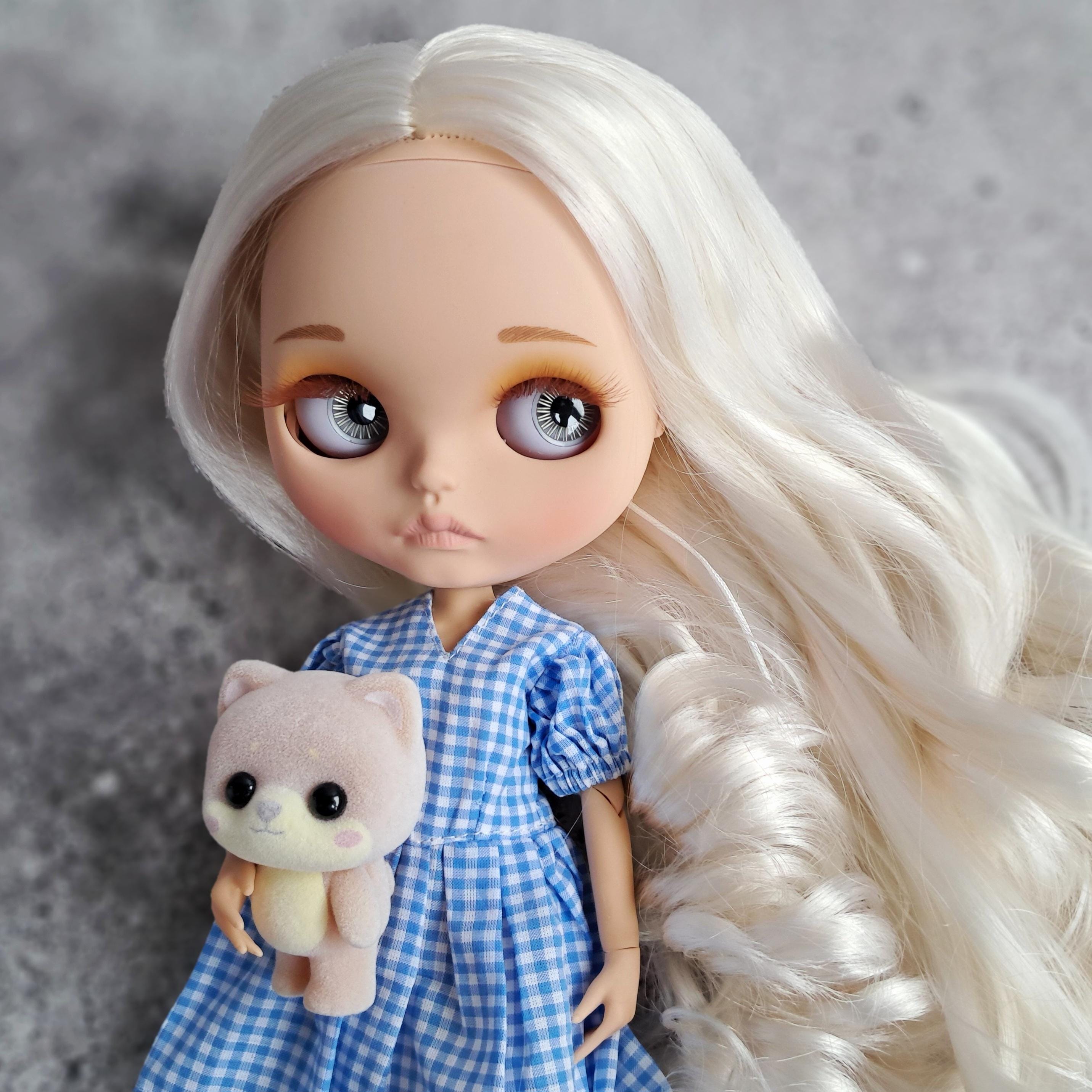 BL-02 ブロンドブライスドール マットフェイス ウェーブのかかった白い