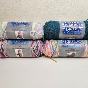 I Love This Yarn Print: 100% Acrylic, Medium 4 (5oz/142g)