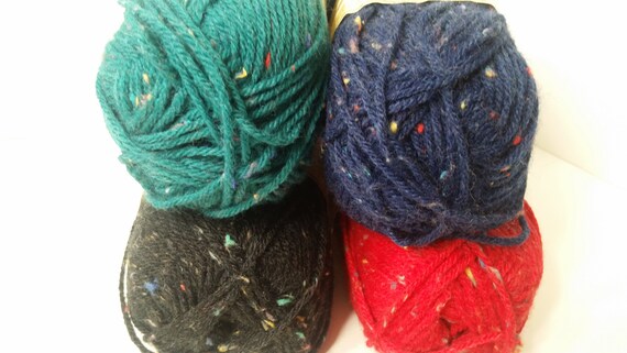 1 Skein total 32 Skeins Available From 3 Colors Lion Brand Wool