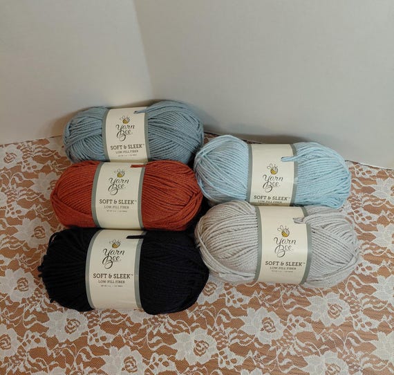 Soft & Sleek Low-pill Acrylic Yarn Bee- 5oz, Medium 4 - Etsy