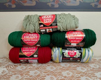 Fio Red Heart Super Saver de 227g e fio Grandma Square de 249g (novelos inteiros/parciais)