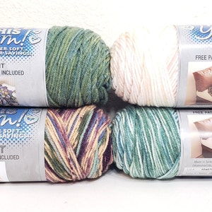 I Love This Yarn Print, 5oz, 252yds, Acrylic