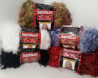 Bernat Eyelash Nouveau-garn: Mjuk nylonfiber (50 g)