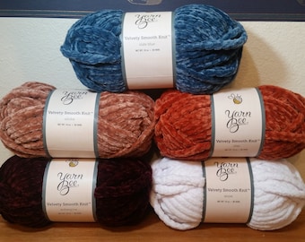 1 Skein (13 Skeins Available from 3 Colors) Yarn Bee Velvety Smooth Knit Yarn, 10oz/284g, 36y/33m, Jumbo 7, Polyester, Hand Wash/Lay Flat