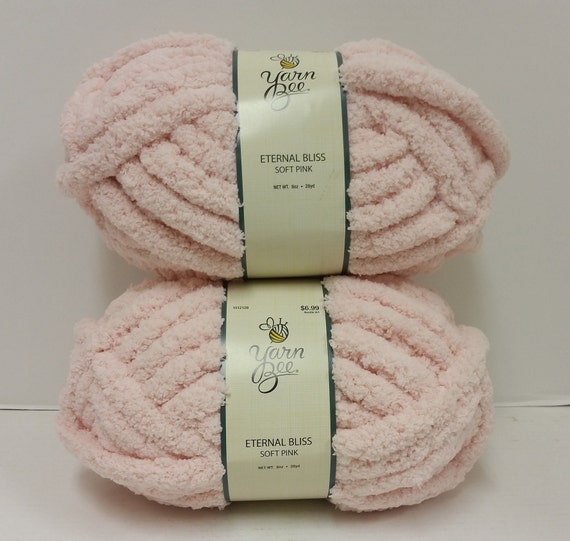 Lion Brand Baby Soft Yarn Light Pale Pink White Lot of 2 Skeins