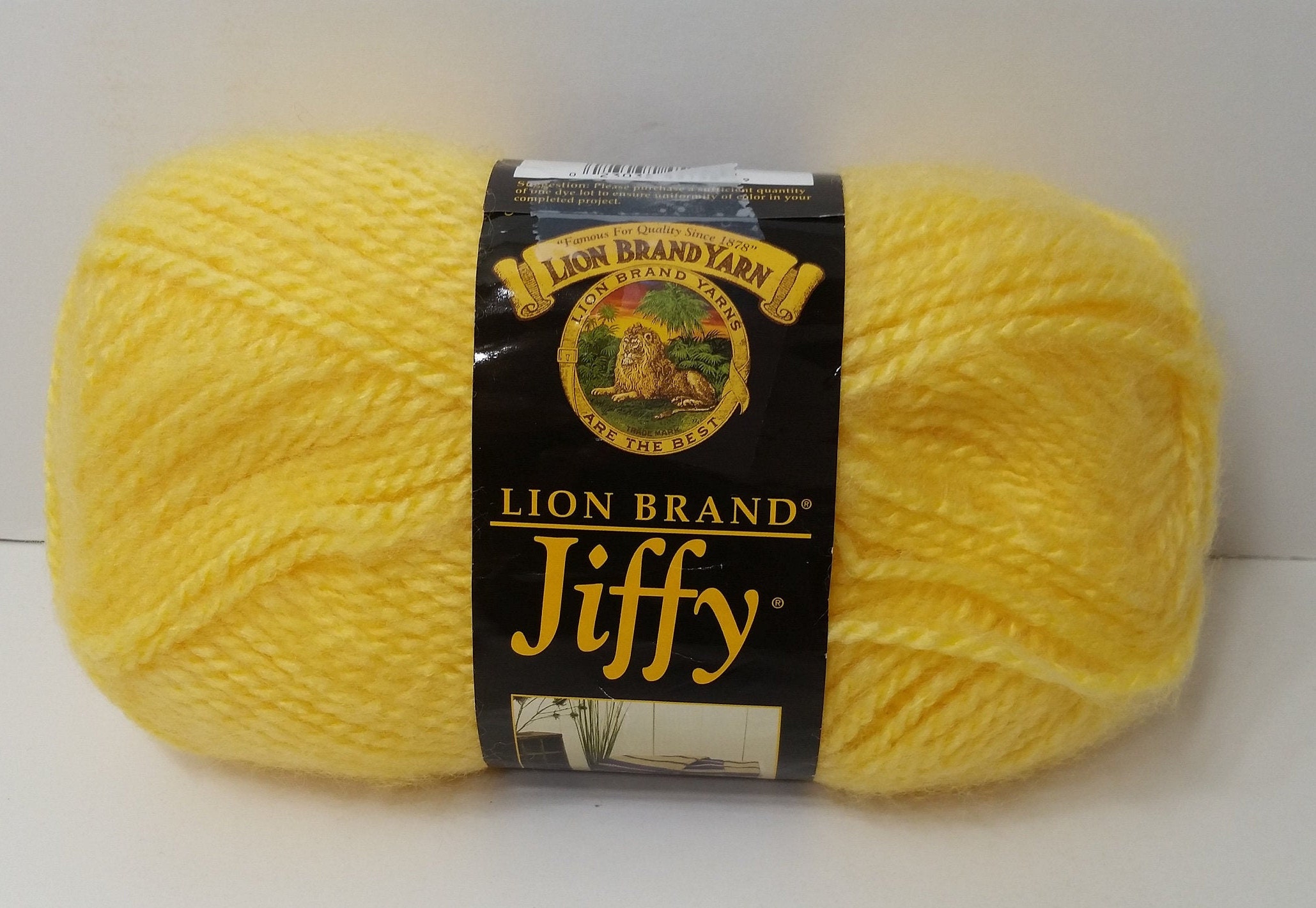 1 Skein 5 Skeins Available, 2 Dye Lots Lion Brand Jiffy Thick