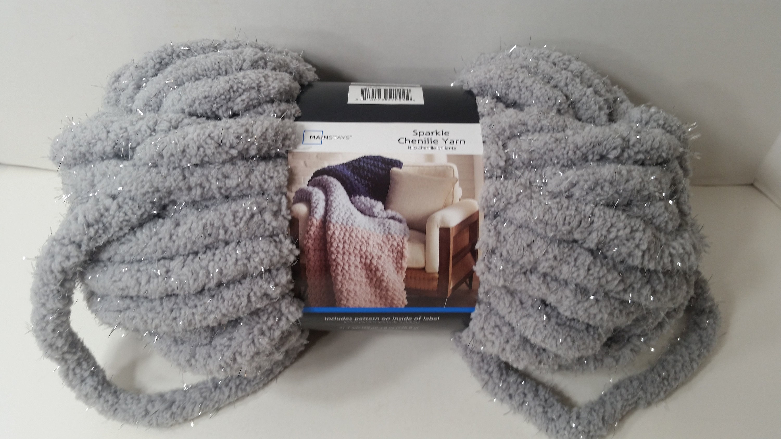 Mainstays Bulky 100% Polyester Chenille Ivory Yarn, 31.7 yd 