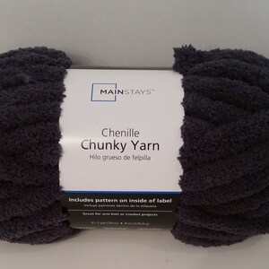 Mainstays Chunky Chenille Yarn, 31.7 yd, Charcoal, 100% Polyester, Super  Bulky, Pack of 4