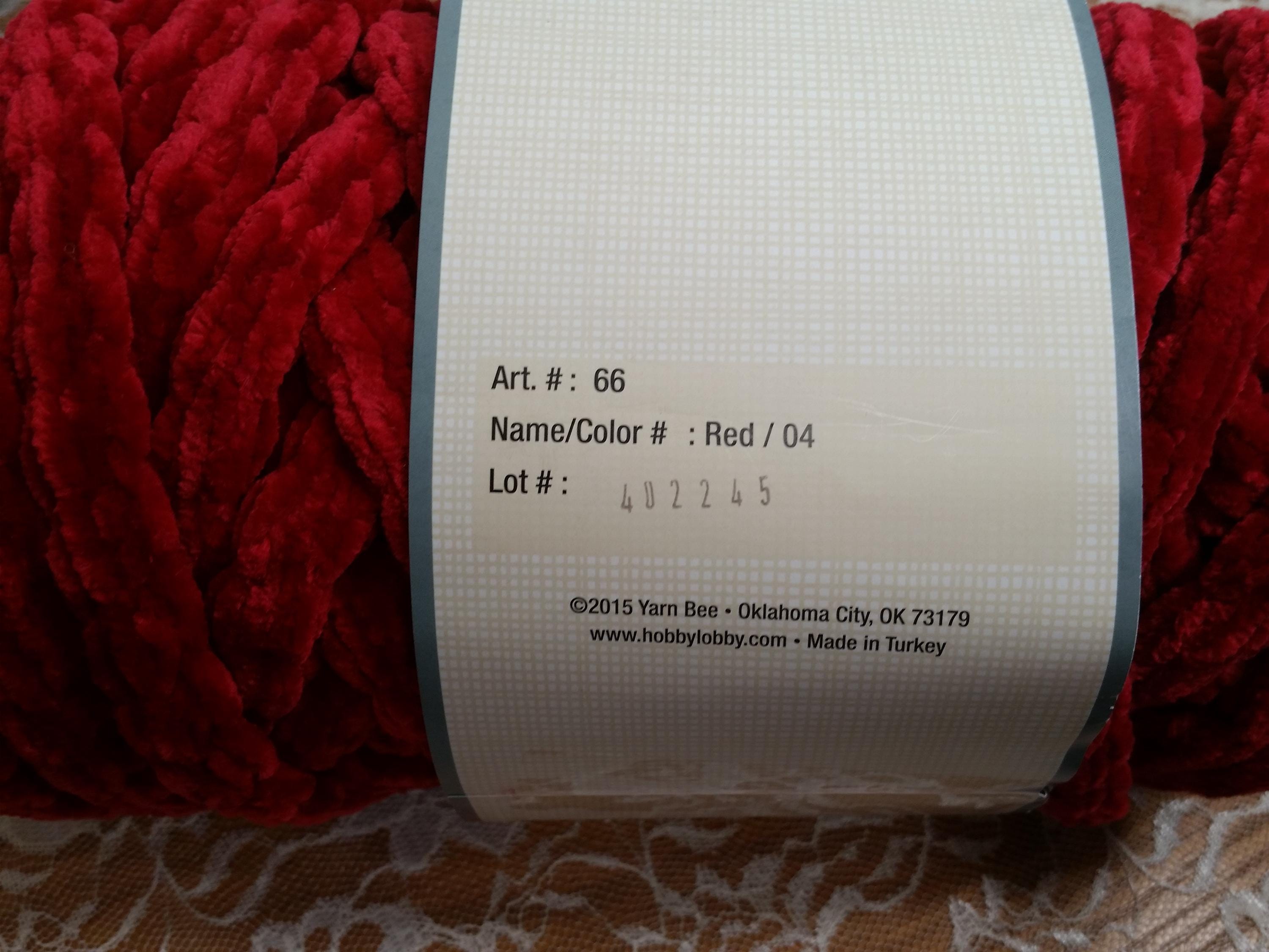 1 Skein Price Yarn Bee Chunky Knit Velvet Yarn, 3 Colors