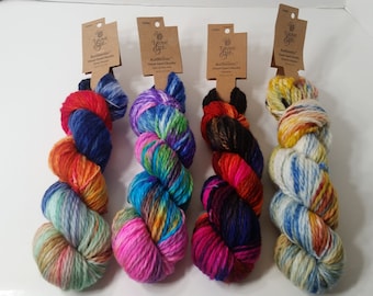 1 Skein (9 Skeins Available in Electric) Yarn Bee Authentic Chunky Yarn, 3.5oz/100g, 110y/101m, Bulky 5, Superwash Merino Wool