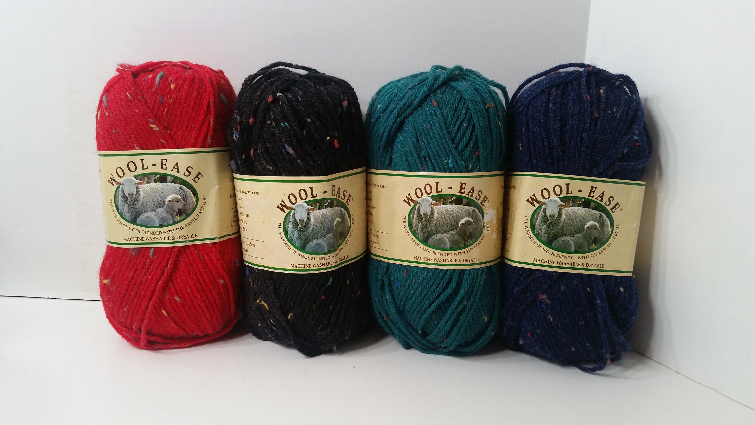 Lion Brand Wool Ease Yarn Forest Green Heather.