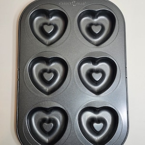 Nordic Ware's Heart-Shaped Bundt Pans for Valentine's Day