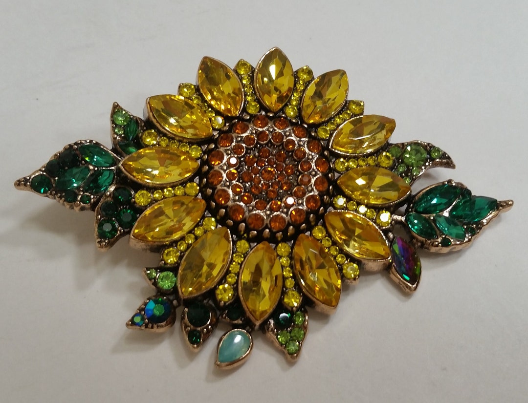 Rhinestone Sunflower Brooch Pin - Crystal Flower Brooch For Hats, Bags, Jackets, Women's Accessory