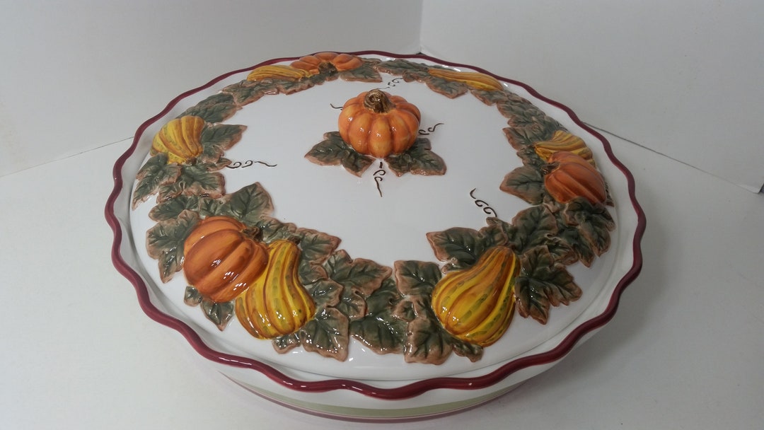 Vintage Covered Pie Plate, Styleeyes by Braum Bros, Sculptured Fruit