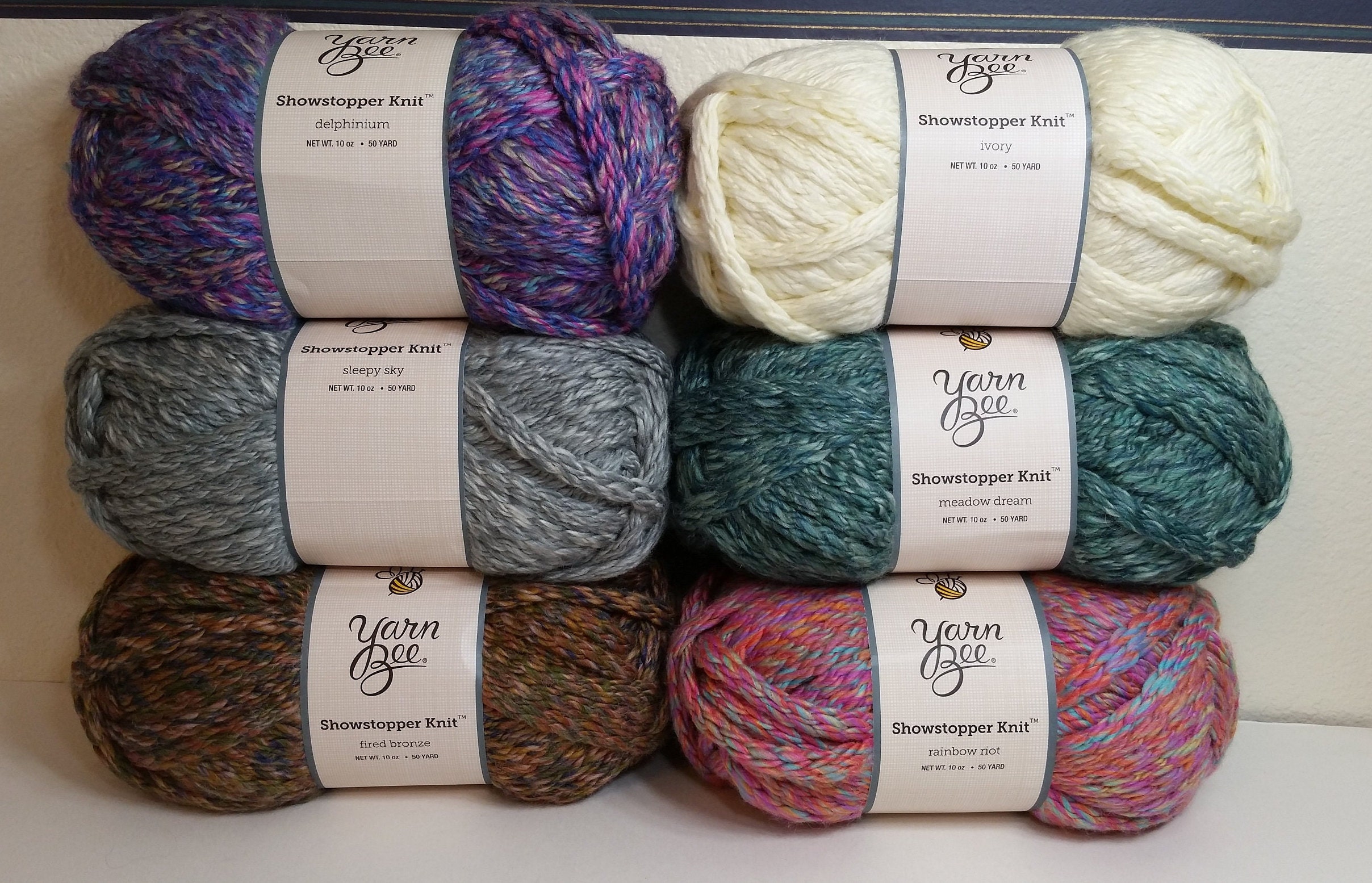 1 Skein 29 Skeins Available in 3 Colors Yarn Bee Showstopper Knit