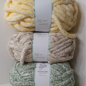 1 Skein (3 Skeins Available from 2 Colors) Baby Bee Cuddly One Yarn, 8oz/226g, 33yds/31m, Jumbo 7
