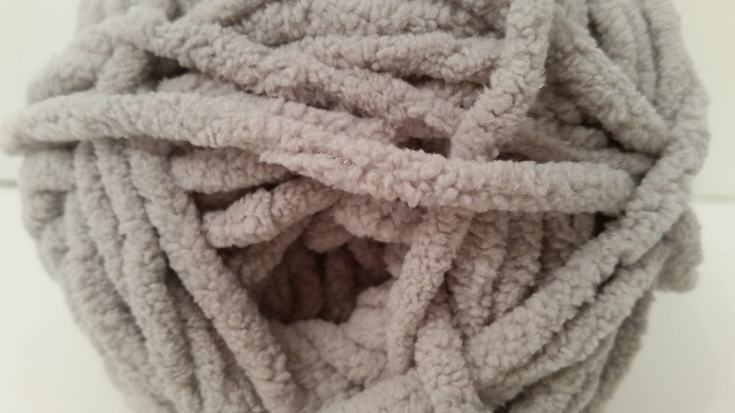 1 Skein (2 Skeins Available, Dye Lot 61505) Yarn Bee Cozy