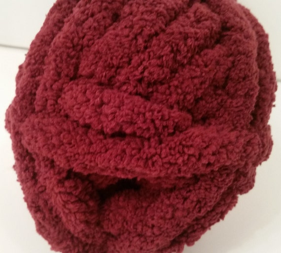 Mainstays Bulky 100% Polyester and Chenille Red Yarn, 31.7 yd 