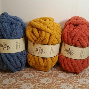 Eternal Bliss Yarn Bee: Country Blue Jumbo Polyester Skein