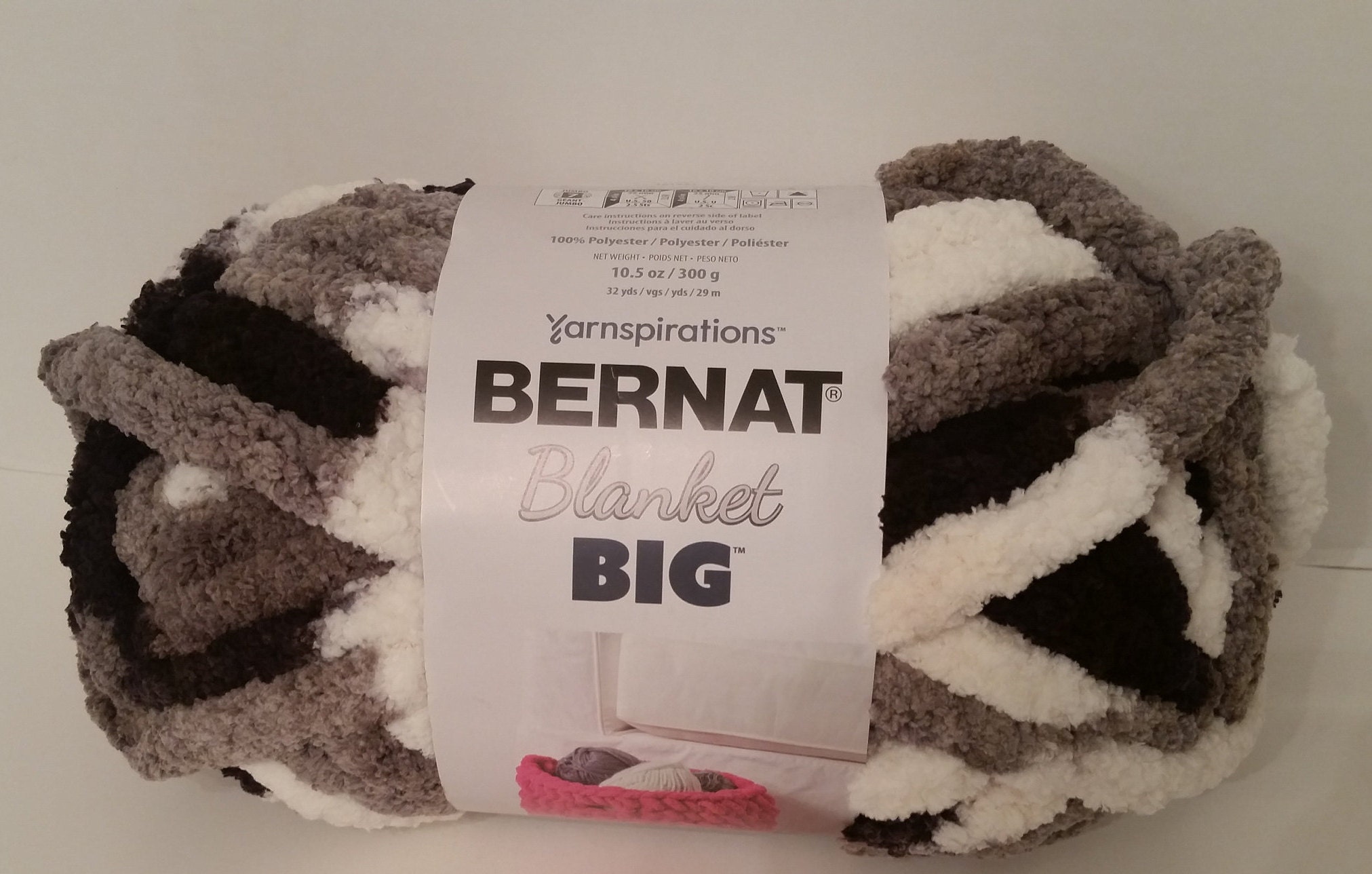 1 Skein 16 Skeins Available Bernat Blanket Big Yarn limestone 10.5