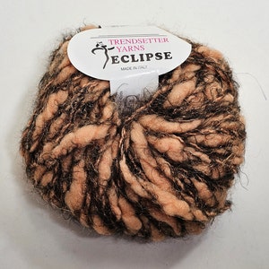 Trendsetter Eclipse Yarn: Light Pumpkin & Brown Wool Blend