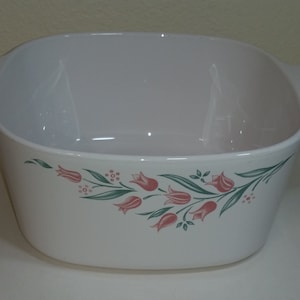 Vintage Corning Corelle 3 Liter A-3-B Rosemarie Casserole Dish