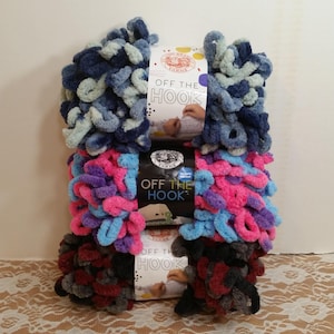 1 Skein (Skeins Available from 3 colors) Lion brand Off The Hook Yarn, 3.5oz/100g, Approx. 7.5yds, Machine W/Dry, Finger Knitting Yarn