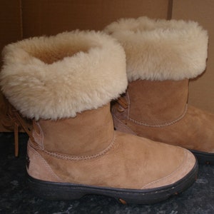 Ugg Boots Ultimate Bind 5219 Lace Up Back Fur Lined Tan Suede UK 5 EUR 38 US 7