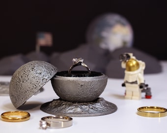Silver Moon Ring Box - Lunar Proposal, Geeky Wedding