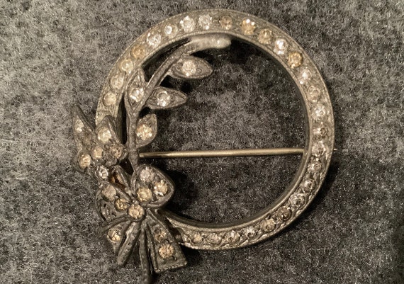 Antique Art Nouveau Brooch - image 2