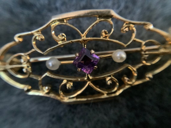 10k Gold Edwardian Brooch with Pearls and Amethyst - image 5