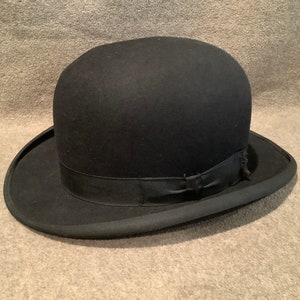Sombrero Derby John B. Stetson, también conocido como Bowler, Billycock o Coke, talla 7