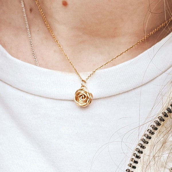 Gold Rose Necklace, Gold Necklace, Gold Flower Necklace, Feminine Necklace, Bridesmaid Necklace, Wedding Jewellery, Anniversary Gift for Her