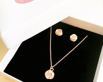 Rose Gold Rose Jewellery Set, Rose Jewelry Gift, Rose Gold Jewelry, Bridesmaid Gift, Wedding Jewellery, Anniversary Gift, Feminine Jewellery