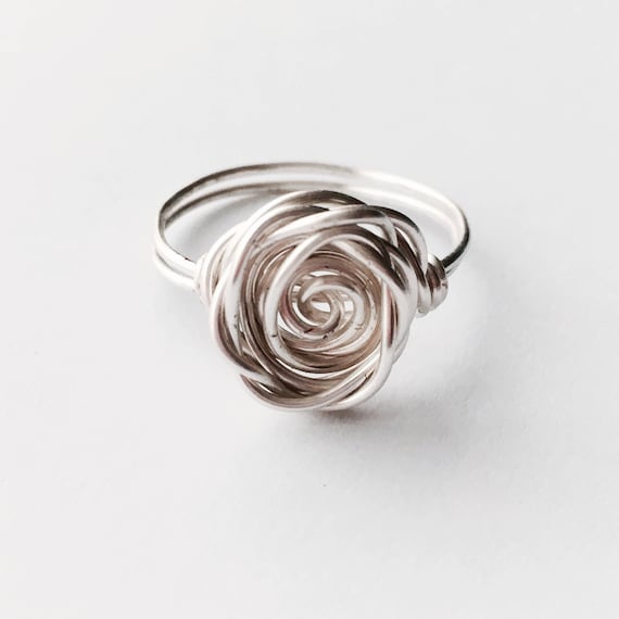Rose shaped ring discount
