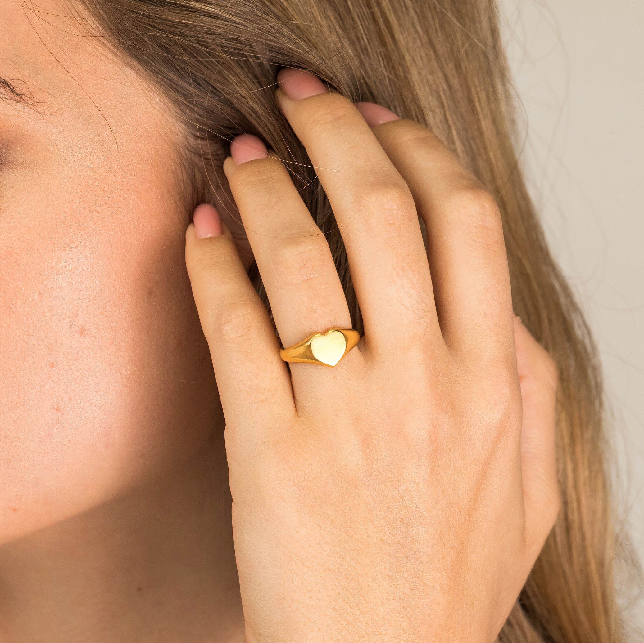 Heart Signet Ring, Solid Gold Ring, 9ct Gold Signet Ring, Pinky Signet Ring, Heart Ring, Luxury Gift, Anniversary Gift, Women's Gold Ring